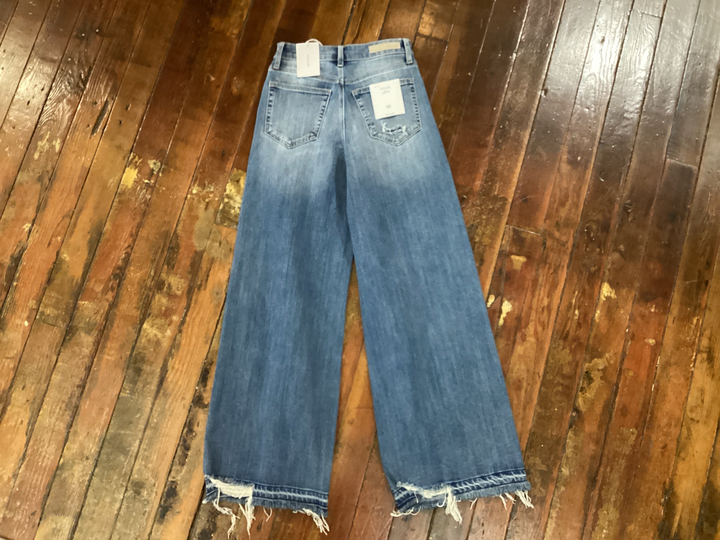 Bree HW Wide Leg Cello Jeans