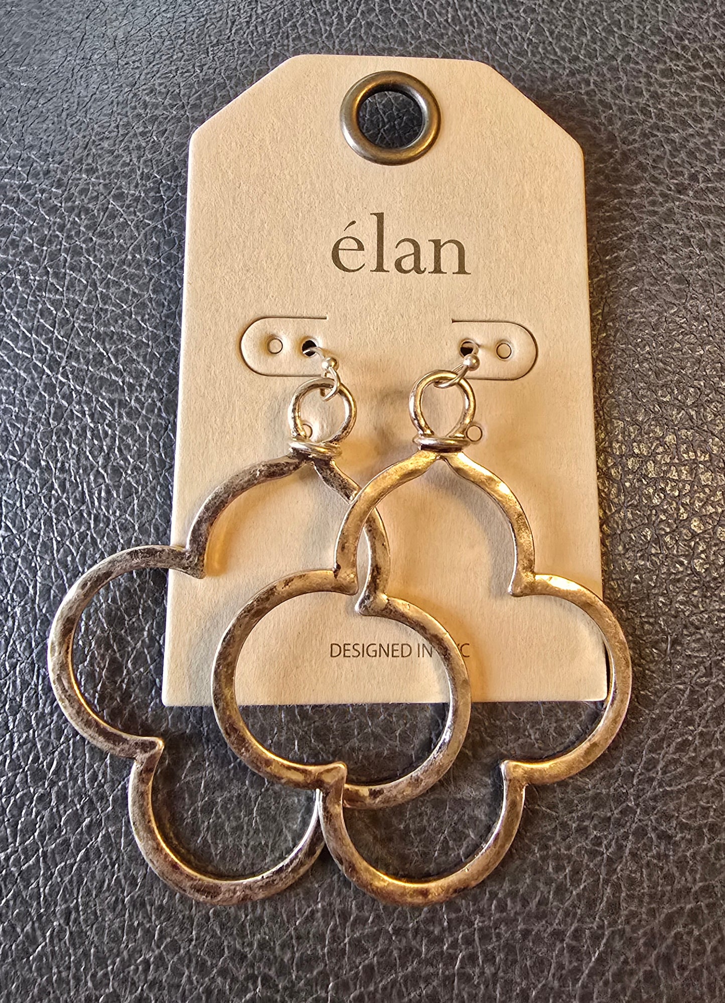 Vidi Dangle Earrings