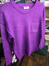 Load image into Gallery viewer, Melanie Hi-Low Hem Sweater
