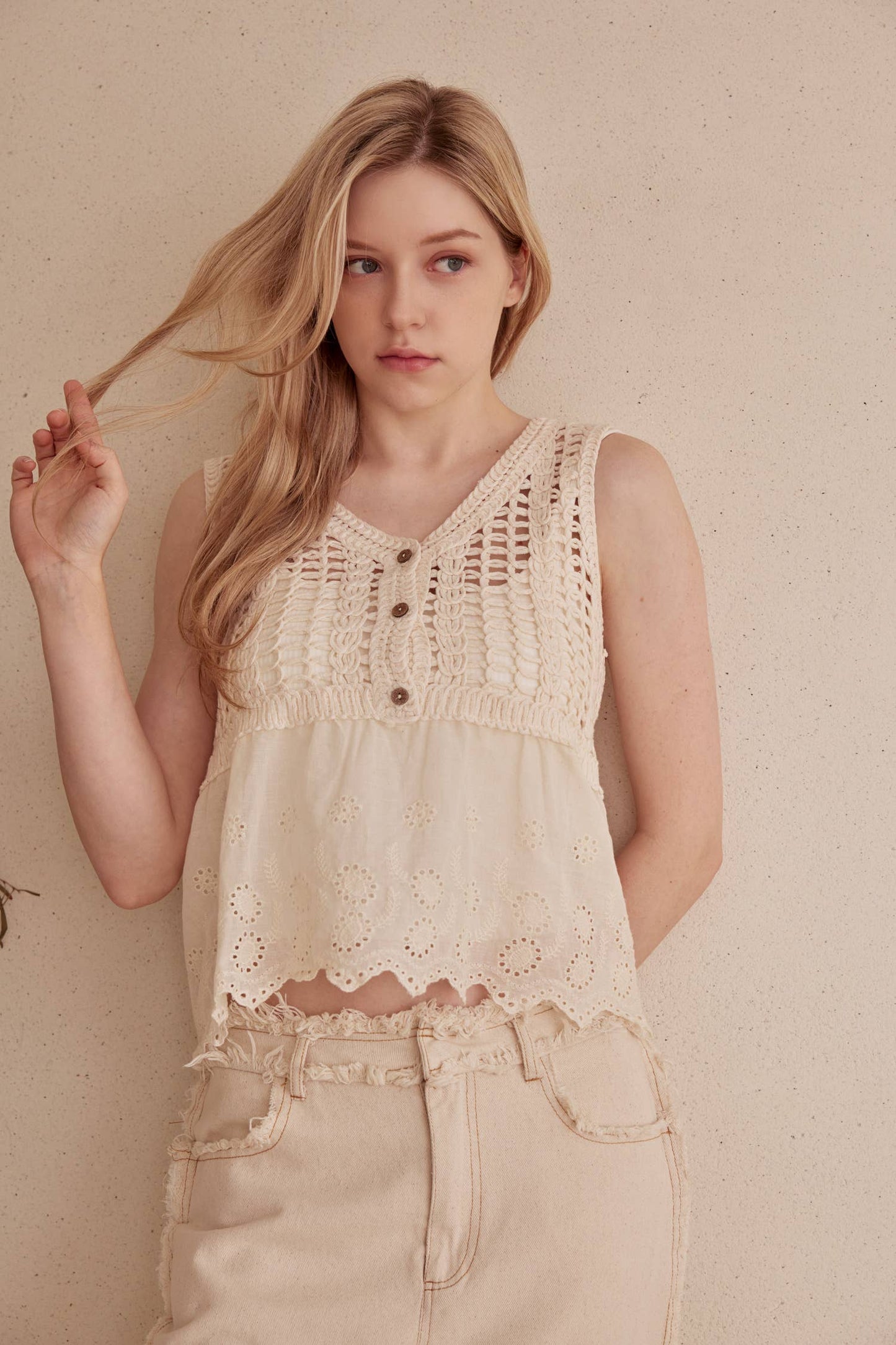 Delicate Crochet Lace Sleeveless Top