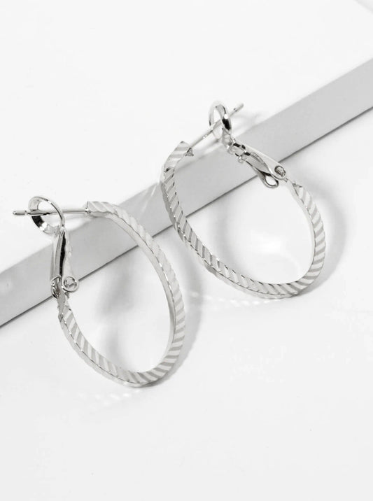 23Mm Diagonal-Texture Oval-Shaped Latch-Back Hoop Earrings