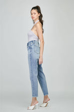 Load image into Gallery viewer, High Rise Straight Jeans
