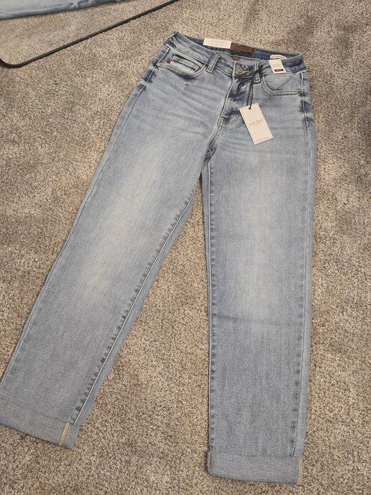JB Billie Boyfriend Jeans