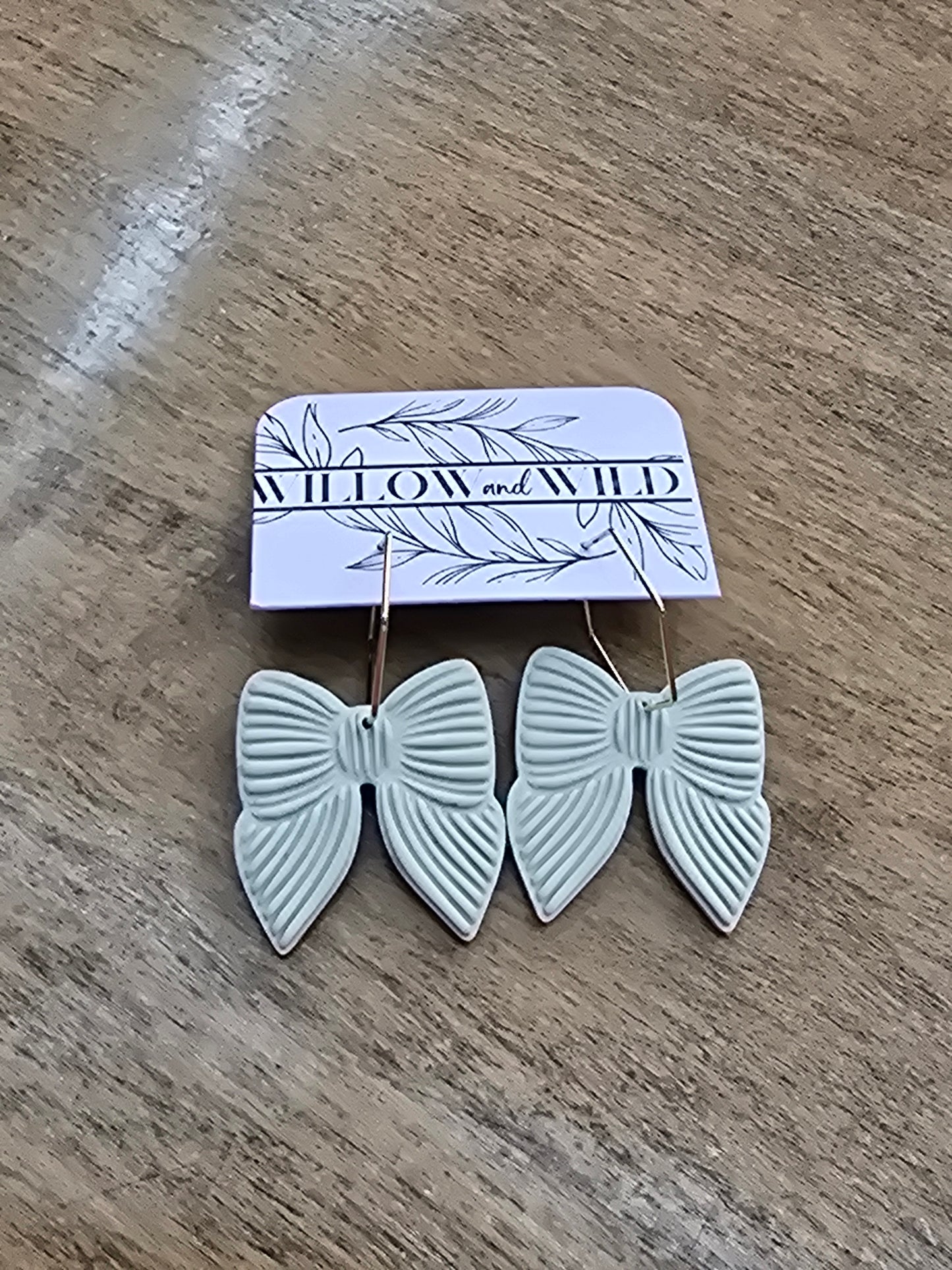 W&W Sage Bow Earrings