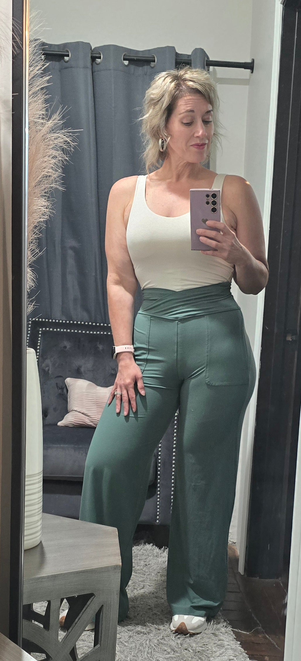 Veronica Buttery V Waist Wide Pant