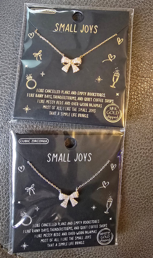 Small Joys Bow Necklace