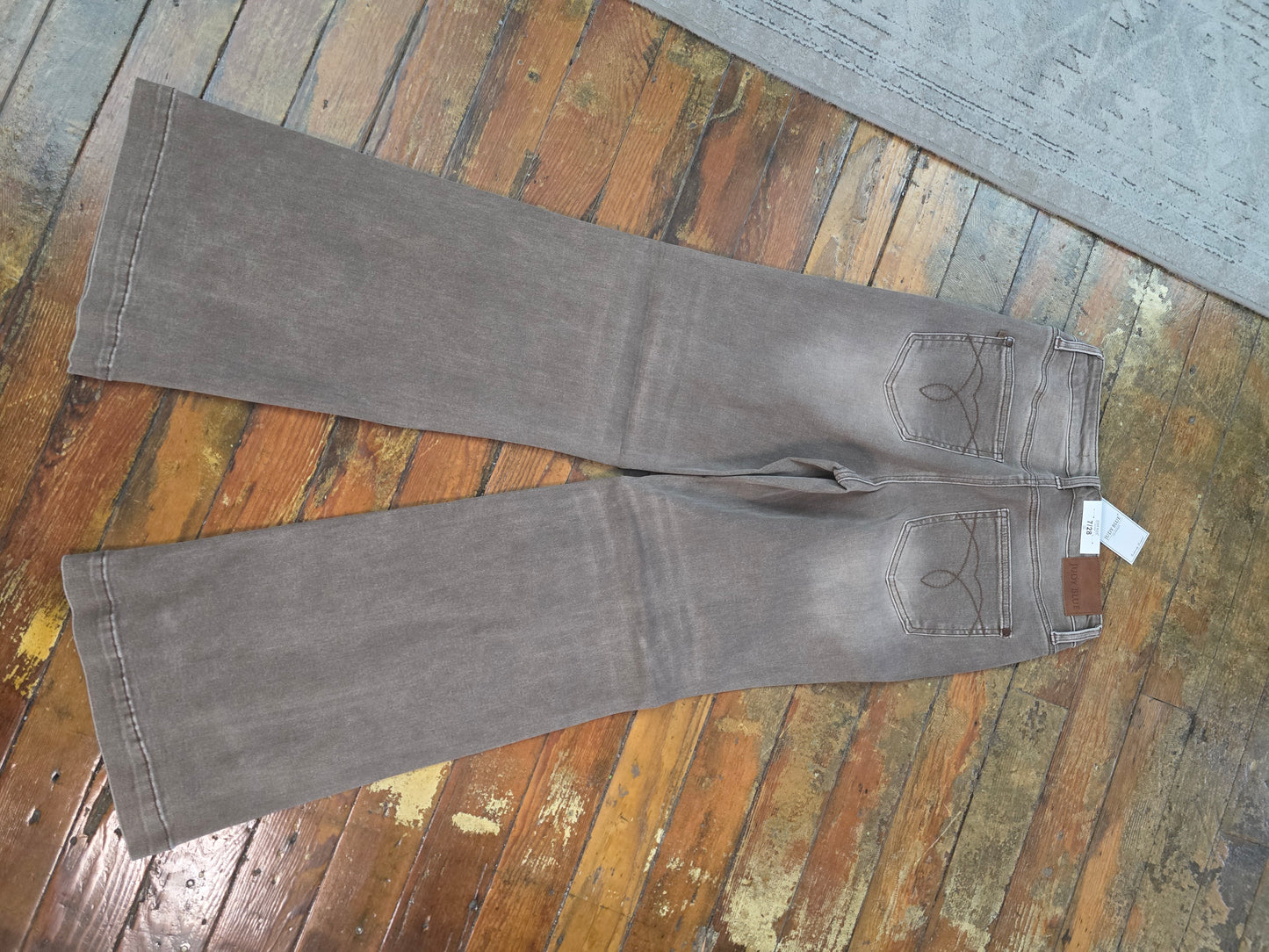 JB Clay Canyon Jeans