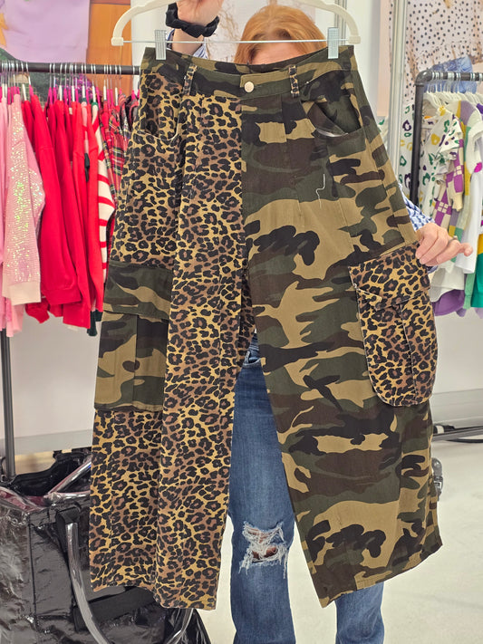 Leopard Camo Cargo Pocket Pants